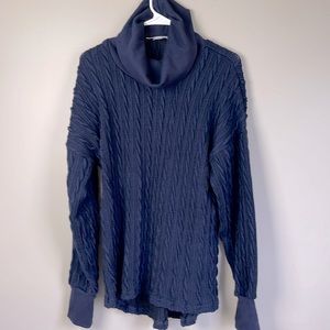 Suzanne Betro Weekend Cable KnitTunic Length Cowlneck Knit Top Navy  Size Medium